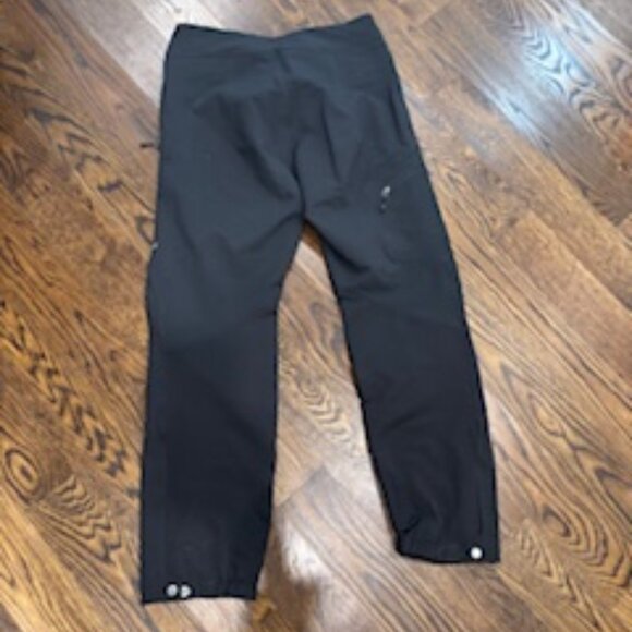 Like New Men's Patagonia ski shell  pants sz 30 - Picture 6 of 8